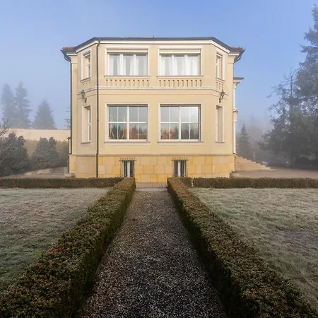 Unikatowa Rezydencja Z Parkiem Villa Tenczynek